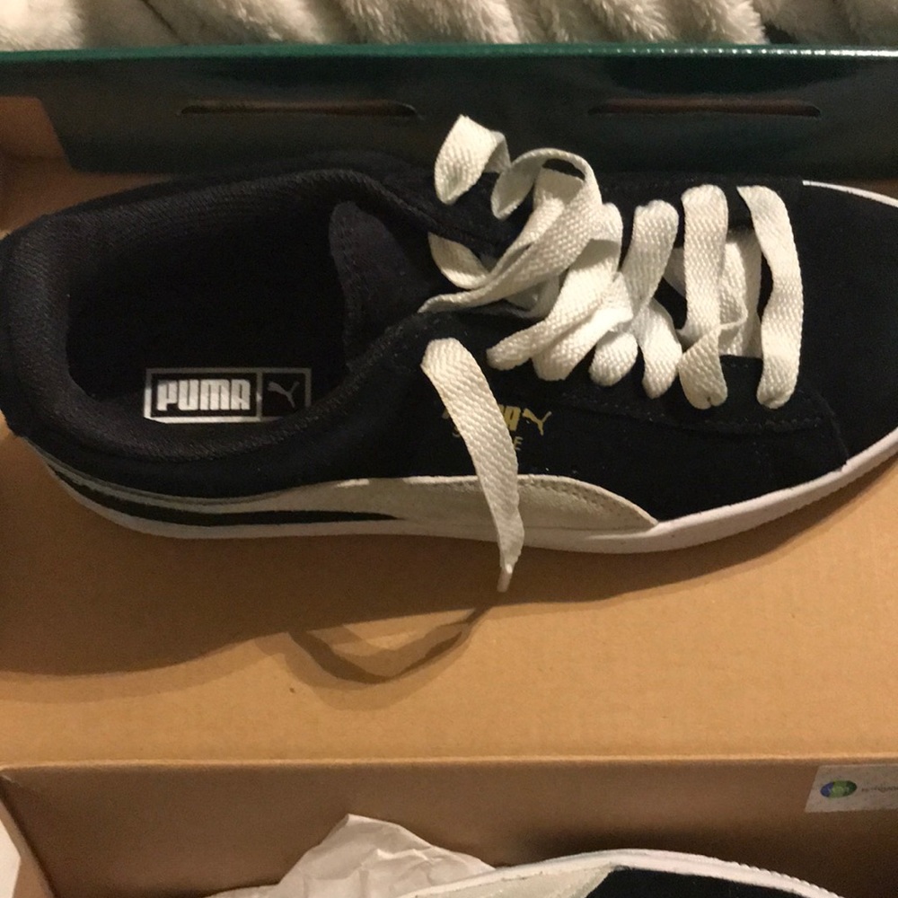 Puma shoes size 3 kids